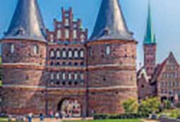 „Blick auf das Holsten Tor Lübeck